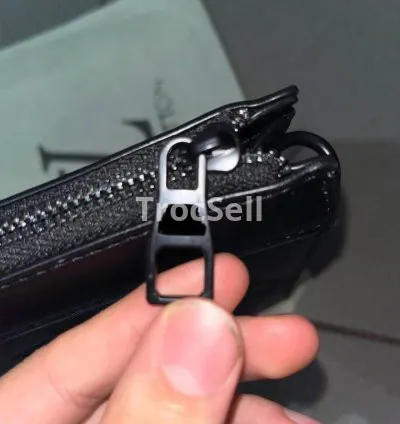 Sacoche cuir véritable Louis Vuitton