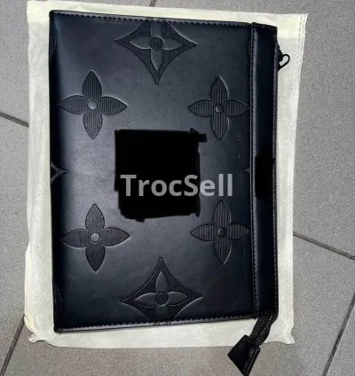 Sacoche cuir véritable Louis Vuitton