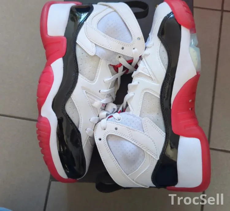 Air Jordan Jumpman Two Trey (GS) – White/Black-Gym Red – US 5.5Y / EU 38 – Brand New