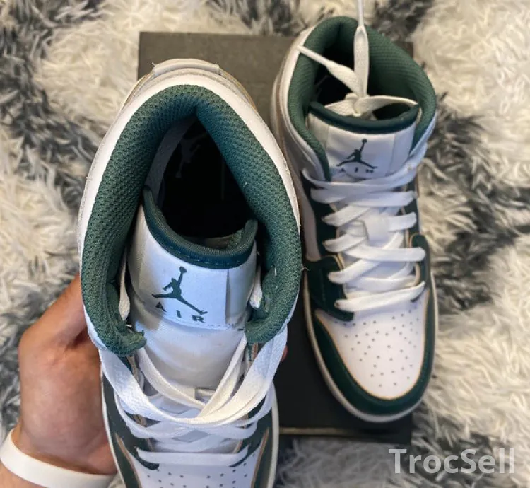 Air Jordan 1 Mid SE GS White / Oxidized Green - Taille 38 EU