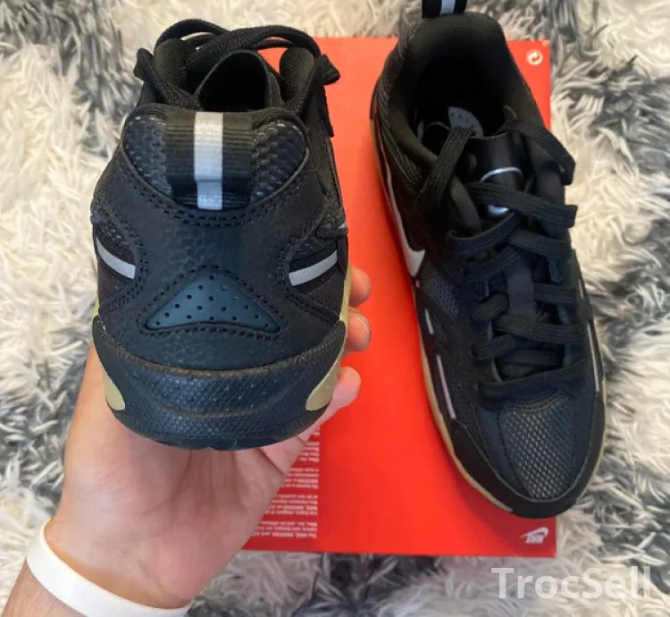 Nike Air Max (GS) Anthracite / Noir - Taille 37,5 EU