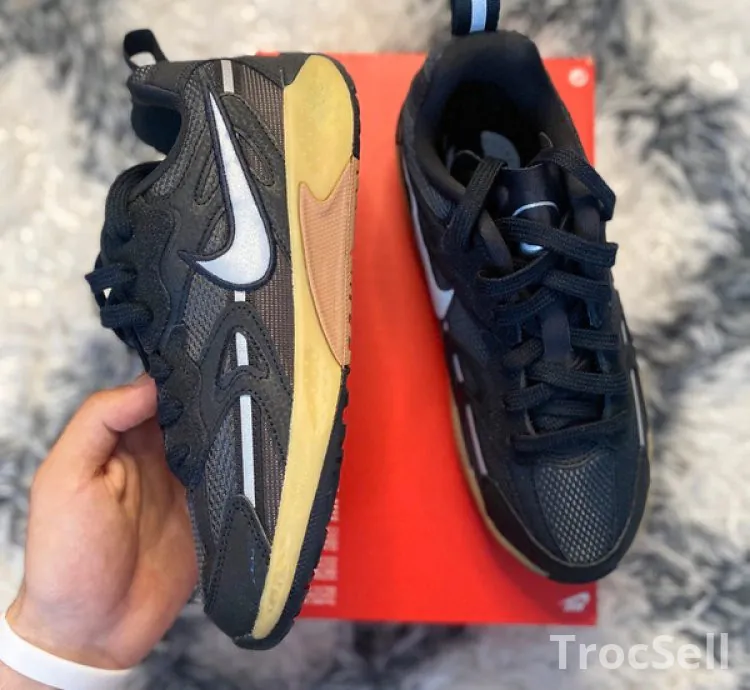 Nike Air Max (GS) Anthracite / Noir - Taille 37,5 EU