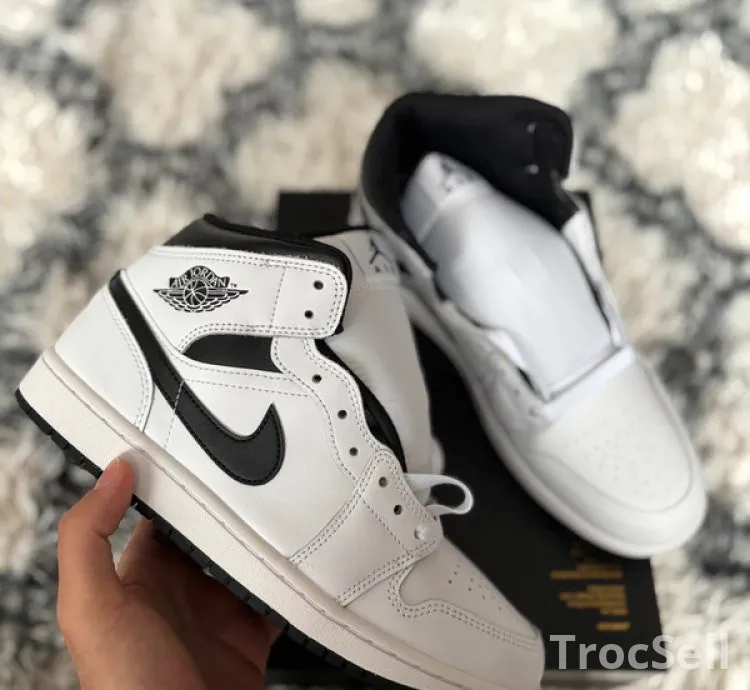 Air Jordan 1 Mid Taille 42