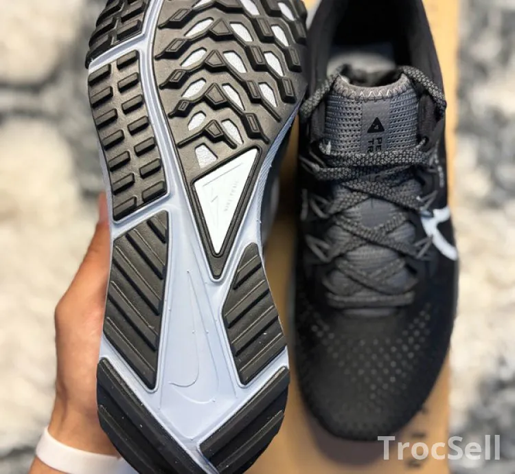 Nike React Pegasus Trail 4 – Black / Dark Grey (EU 39)