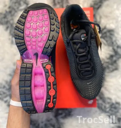 Nike Air Max DN Anthracite Crimson - Neuve Taille 39 3