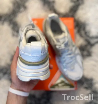 Nike V2K Run Photon Dust Silver Summit - Taille 41 (Refurbished) 4