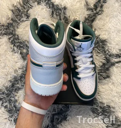 Air Jordan 1 Mid SE GS White / Oxidized Green - Taille 38 EU 4