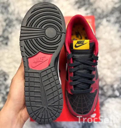 Nike Dunk Low Retro LTD Biker Tattoo – Black / White / Gym Red – EU 40 3