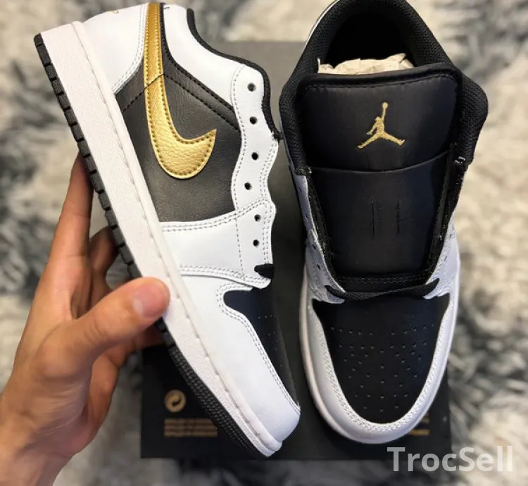 Air Jordan 1 Low White Metallic Gold Black – Taille 41 EU – Code : 553558-172
