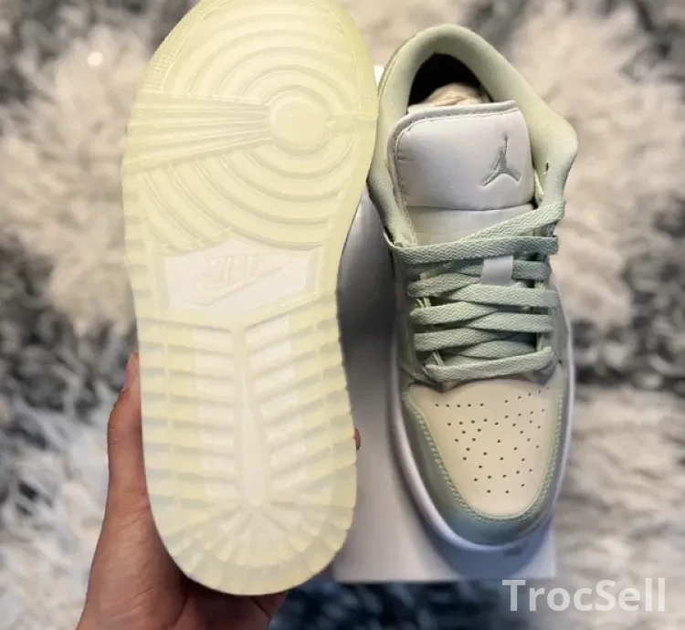 jordan-1-low-femme-sail-seafoam-taille-36-eu-neuve-authentique-142