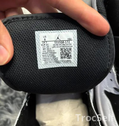 Air Jordan 1 Low White Metallic Gold Black – Taille 41 EU – Code : 553558-172 3